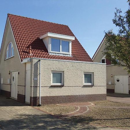 Porta Isola - Villa Land 127 Stevensweert Bagian luar foto